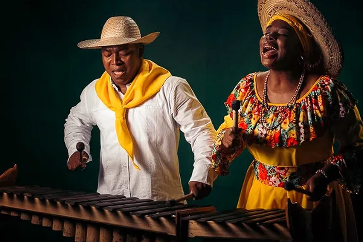 Músicos de marimba del Pacífico colombiano